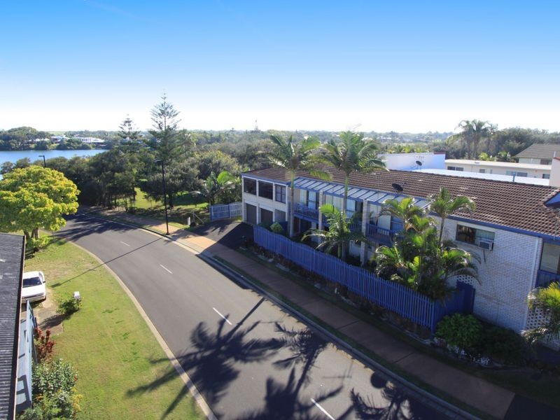 5/3 Miller Street, Bargara QLD 4670