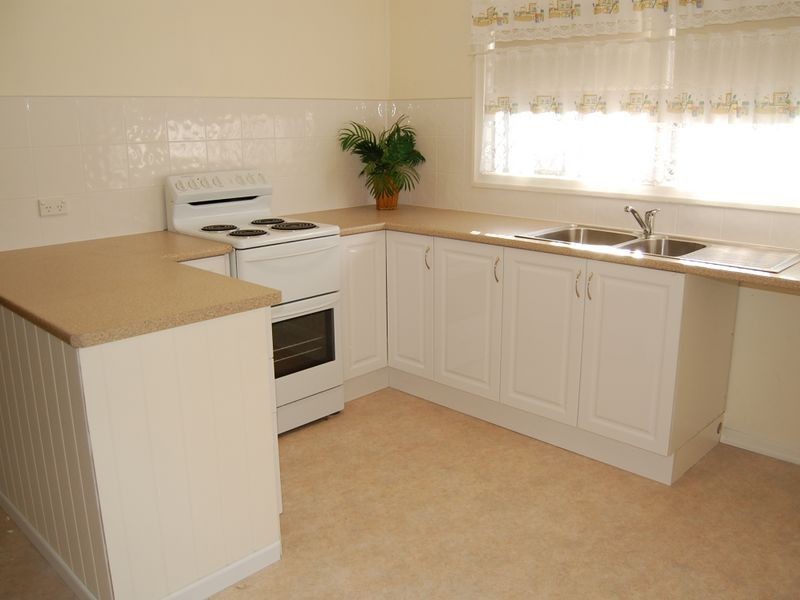 126 Boundary Street, Walkervale QLD 4670