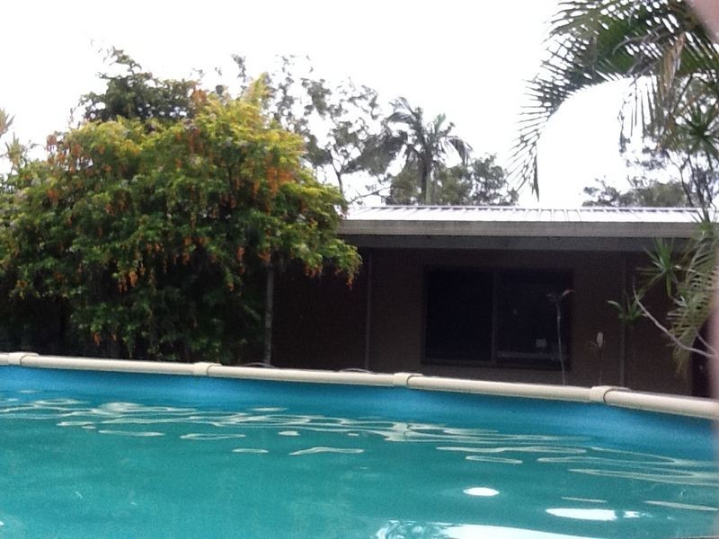 8 Tulloch Place, Branyan QLD 4670