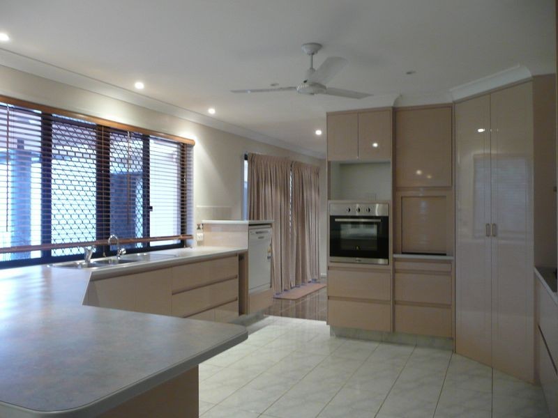 Coral Cove QLD 4670