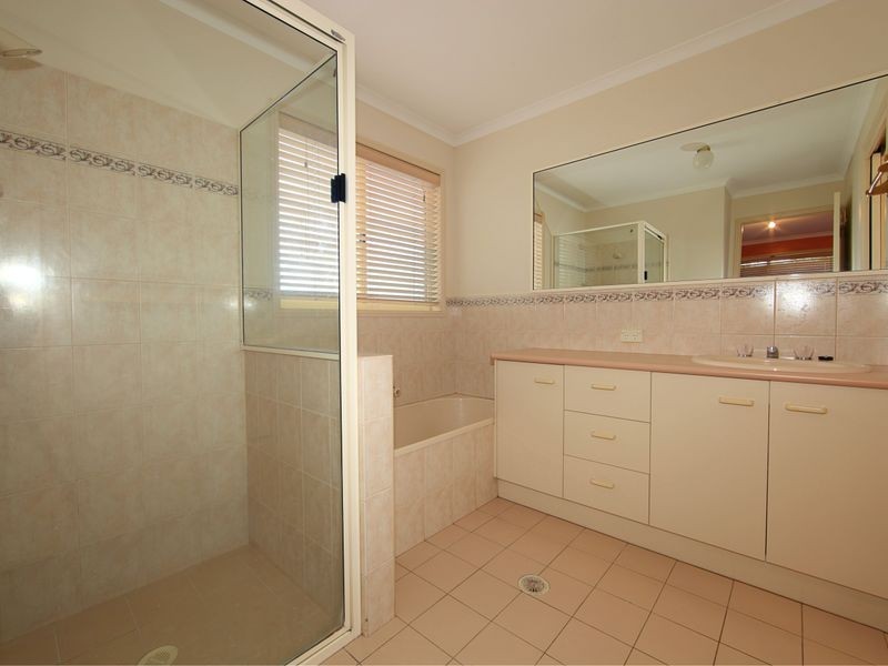 37 Pinto Avenue, Branyan QLD 4670