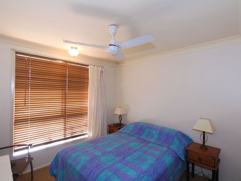 18 Barellan Parade, Qunaba QLD 4670