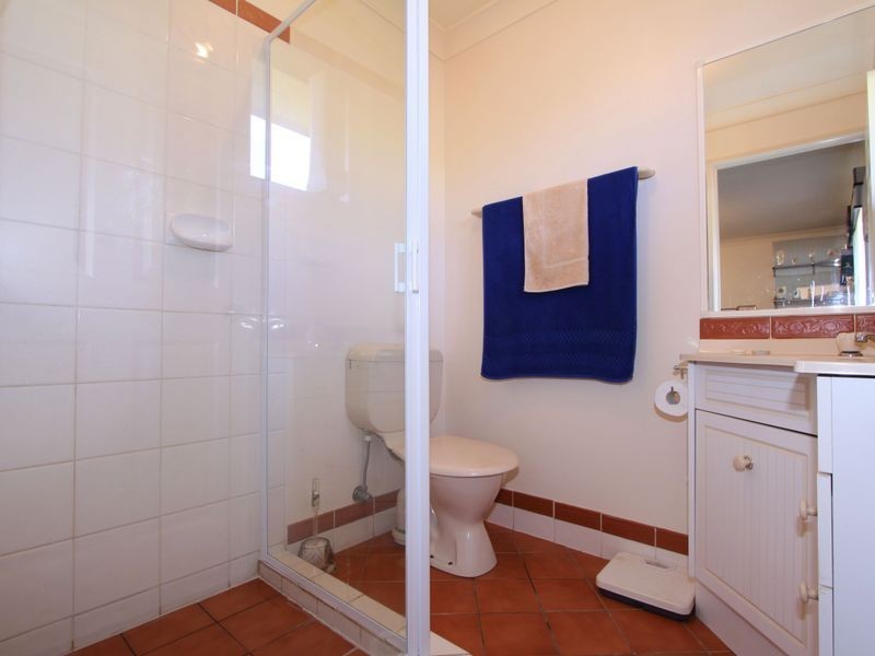 18 Barellan Parade, Qunaba QLD 4670