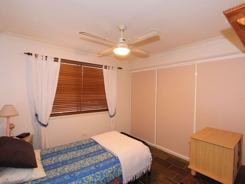 18 Barellan Parade, Qunaba QLD 4670