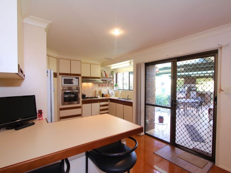 18 Barellan Parade, Qunaba QLD 4670