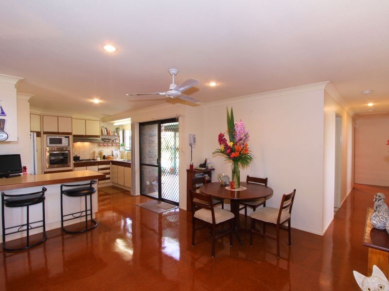 18 Barellan Parade, Qunaba QLD 4670