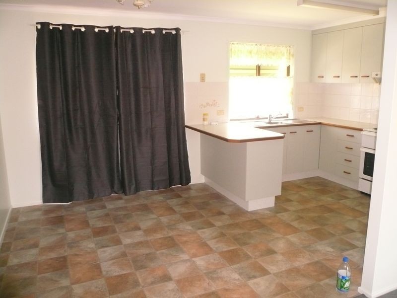 2/13 Logan Street, Norville QLD 4670