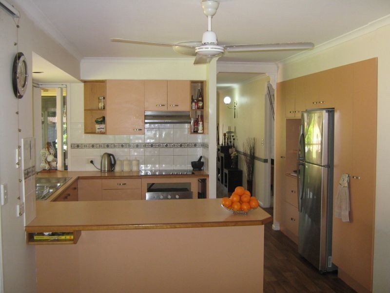 16 Captivation Court, Avoca QLD 4670
