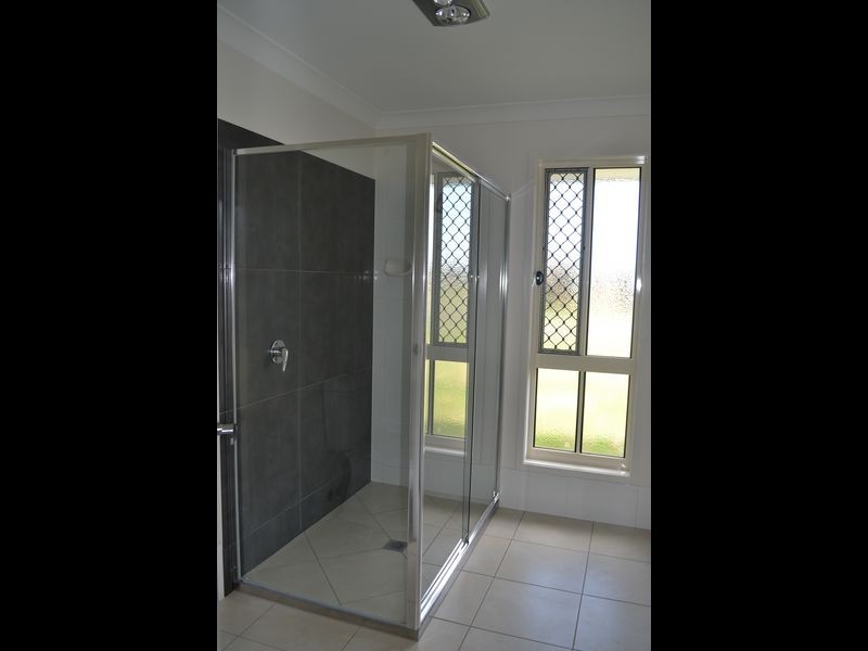 3 Pristine Cl, Ashfield QLD 4670