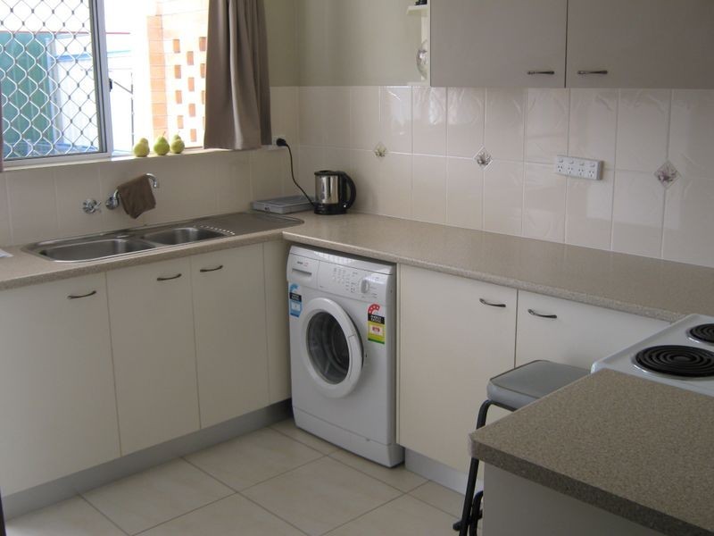 6 Dexter Street, Svensson Heights QLD 4670