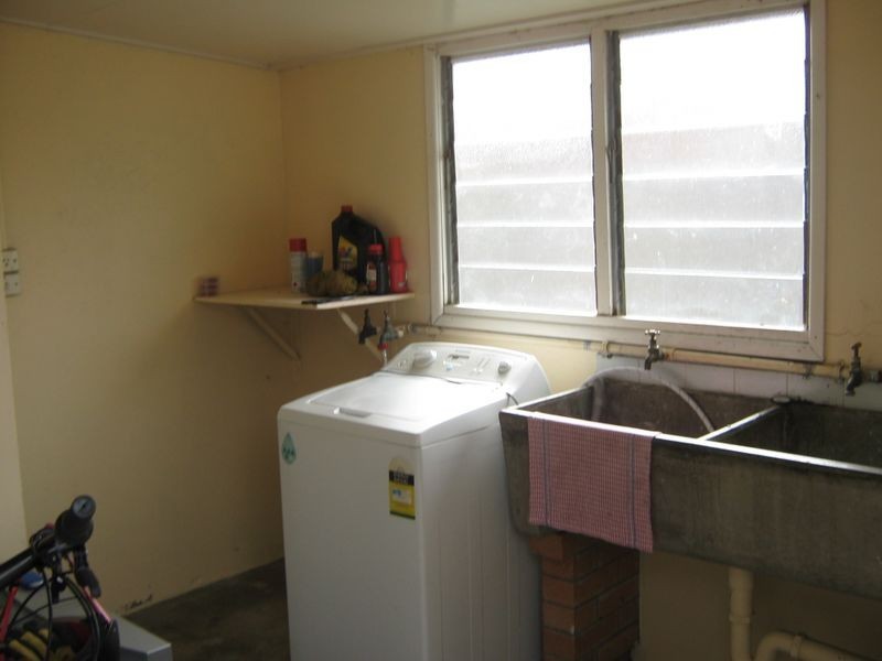 6 Dexter Street, Svensson Heights QLD 4670