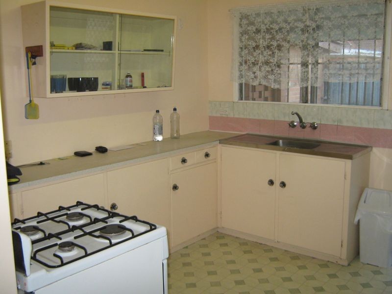 6 Dexter Street, Svensson Heights QLD 4670