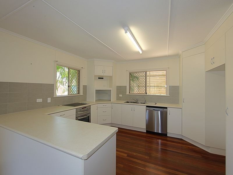 35 Baker Street, Kepnock QLD 4670