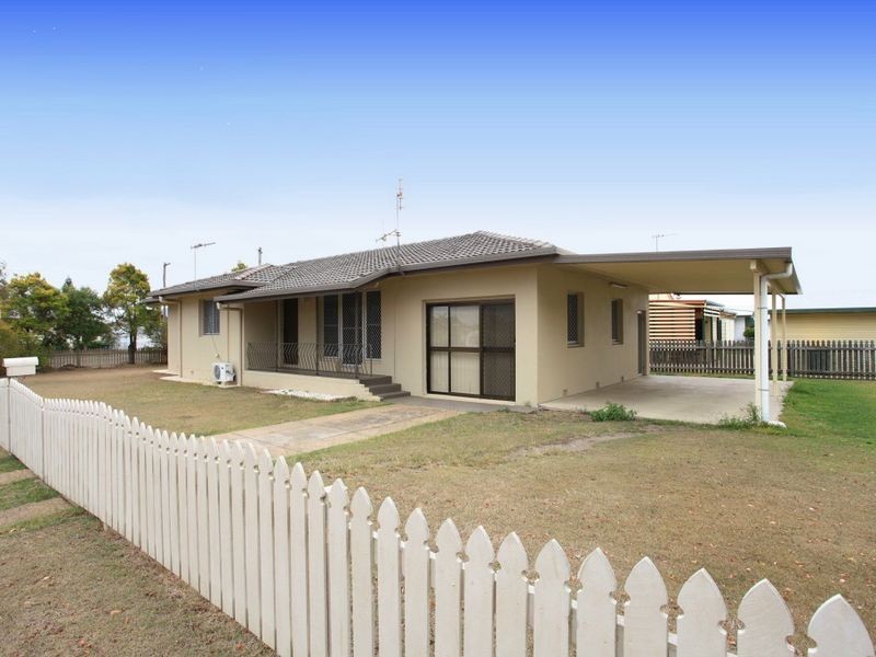 8 Child Street, Svensson Heights QLD 4670