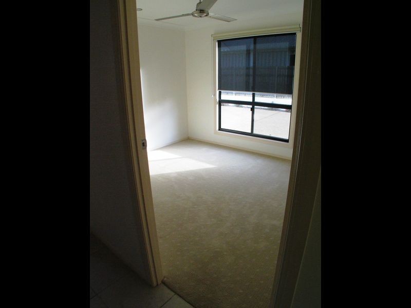 2/6 Moran, Svensson Heights QLD 4670