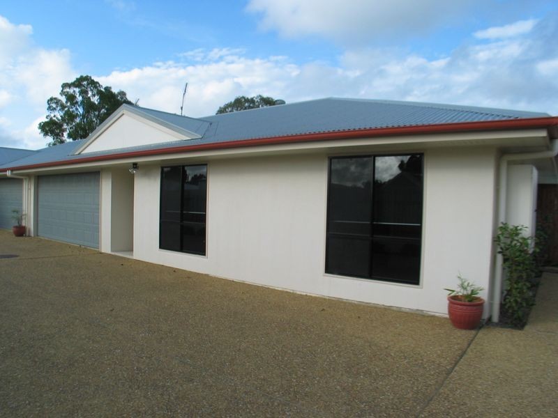 2/6 Moran, Svensson Heights QLD 4670