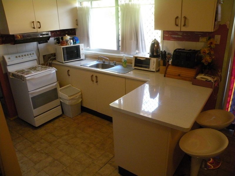 2 Rath Court, Bundaberg North QLD 4670