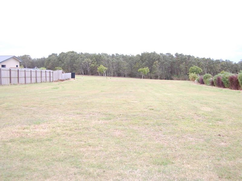 48 Bisdee Street, Coral Cove QLD 4670