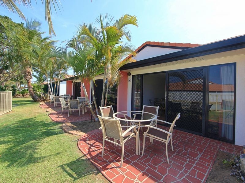 Unit 2 Pebble Beach Drive, Coral Cove QLD 4670