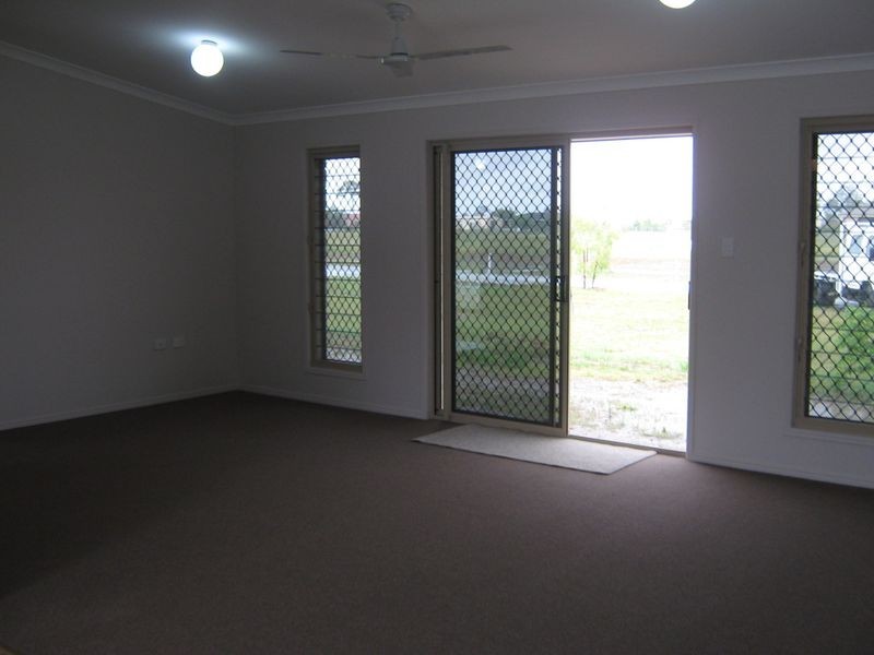 63 Parklands Drive, Branyan QLD 4670