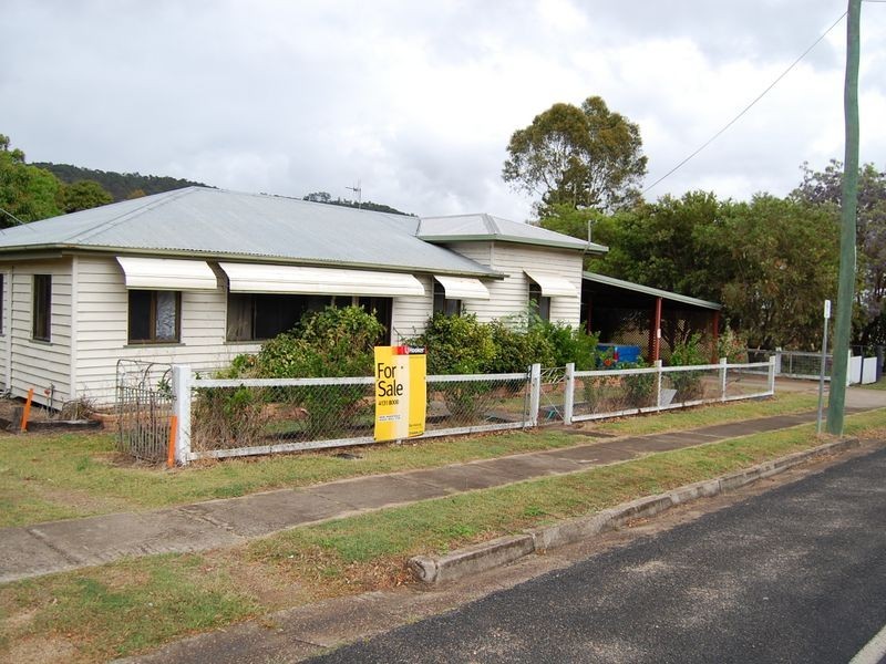 94 Heusman Street, Mount Perry QLD 4671