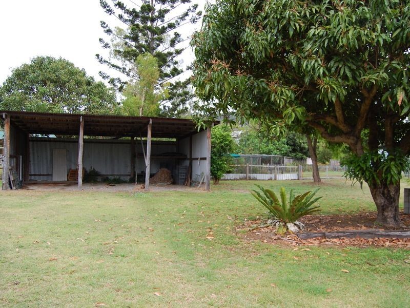 94 Heusman Street, Mount Perry QLD 4671