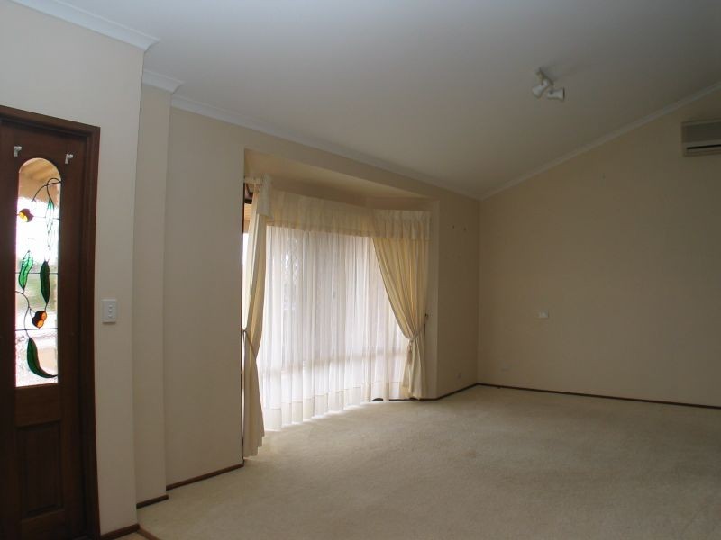 63 St Lucia Cresent, Avoca QLD 4670