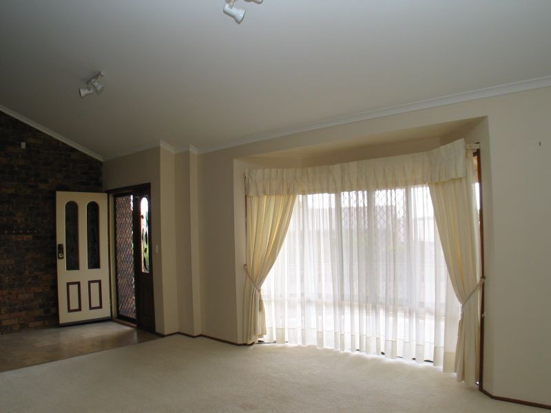 63 St Lucia Cresent, Avoca QLD 4670