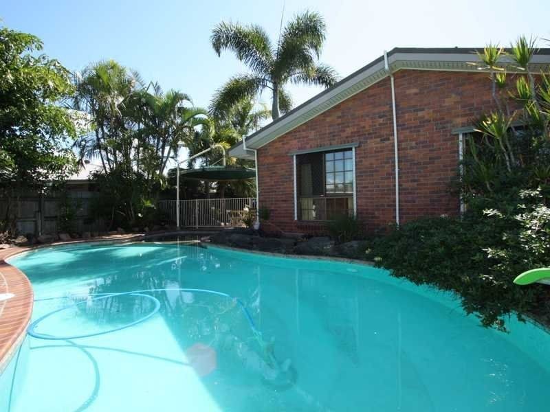 6 Sante Fe Drive, Avoca QLD 4670