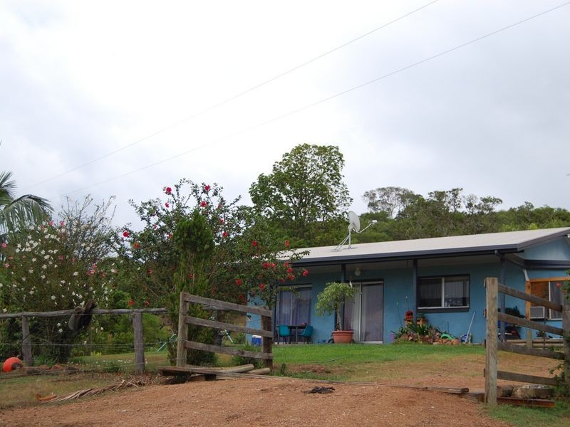 299 Bungadoo Road, Booyal QLD 4671