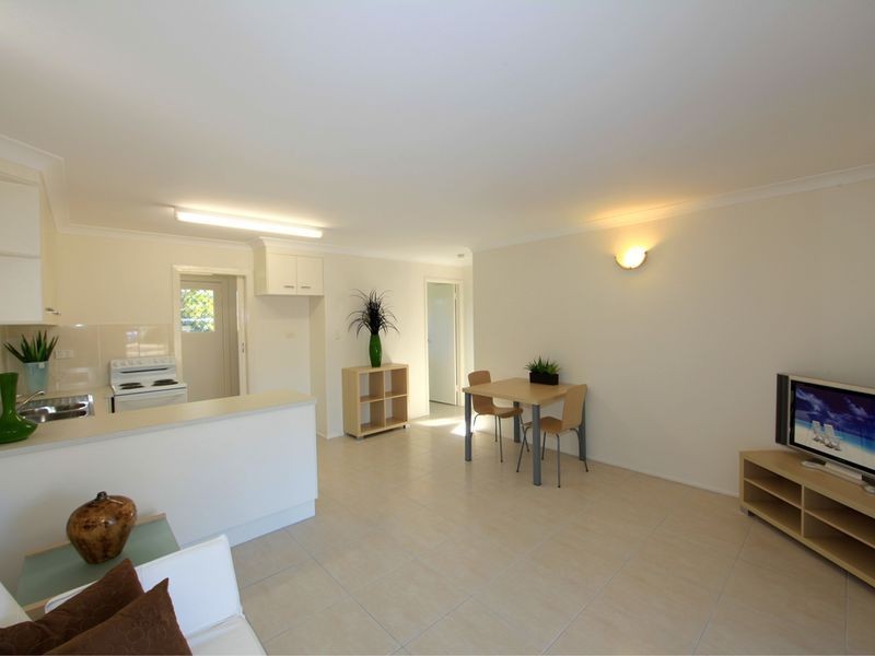 2/44 Greenwood Street, Kepnock QLD 4670