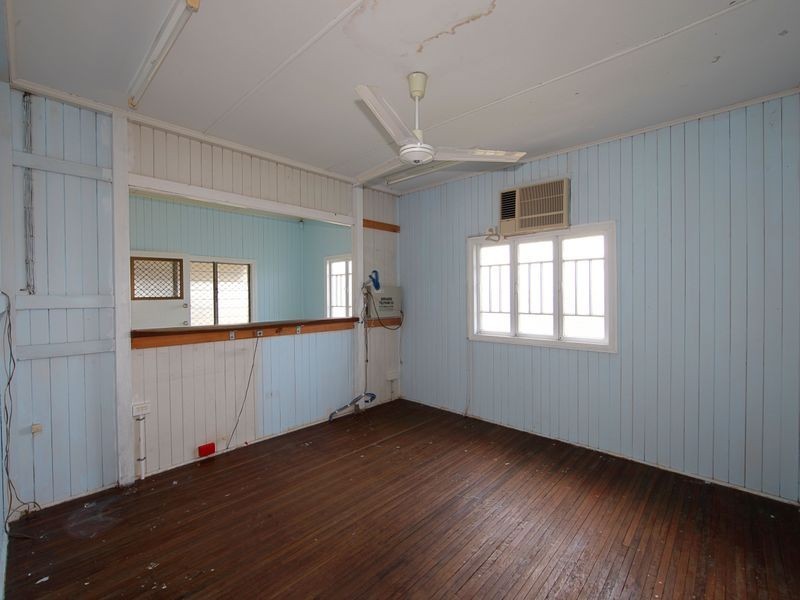 2 Walker Street, Walkervale QLD 4670