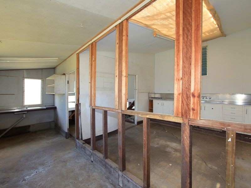 2 Walker Street, Walkervale QLD 4670