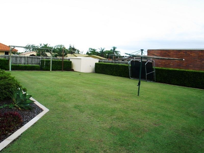 27 Hay Street West, Avenell Heights QLD 4670