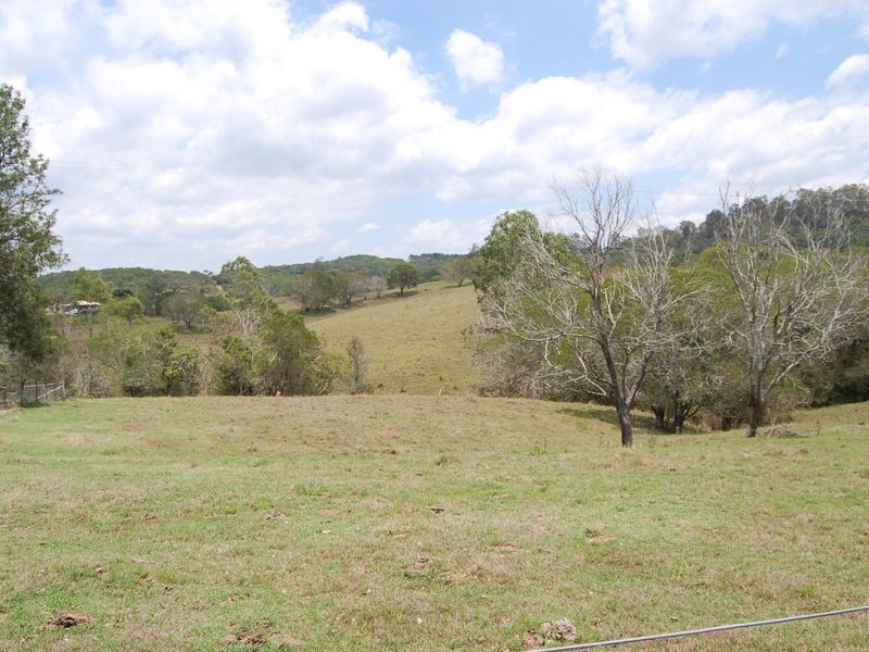 176 Wallaville-Goondoon Road, Booyal QLD 4671