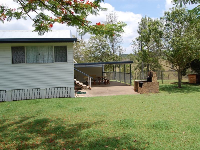 176 Wallaville-Goondoon Road, Booyal QLD 4671