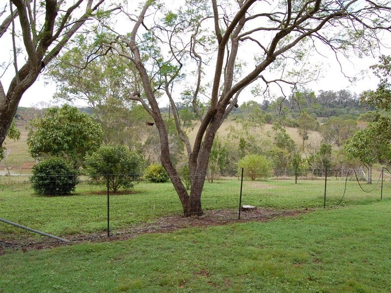 176 Wallaville-Goondoon Road, Booyal QLD 4671