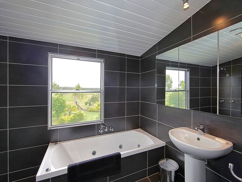 62 Fairydale Road, Welcome Creek QLD 4670