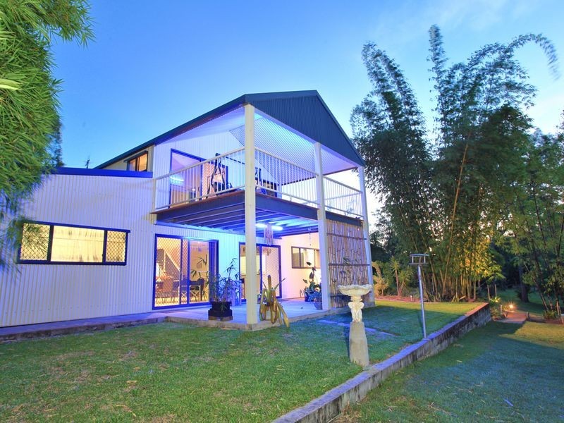 3 Louise Court, Branyan QLD 4670