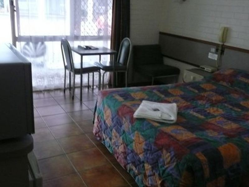 South Gladstone QLD 4680