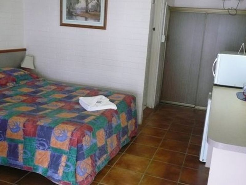 South Gladstone QLD 4680