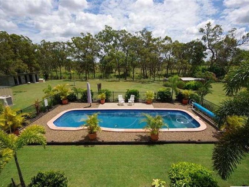 12 Bush Road, Branyan QLD 4670