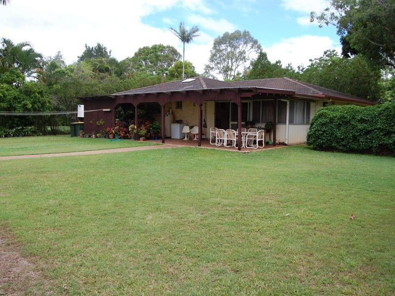 8 Rosedale Road, Oakwood QLD 4670