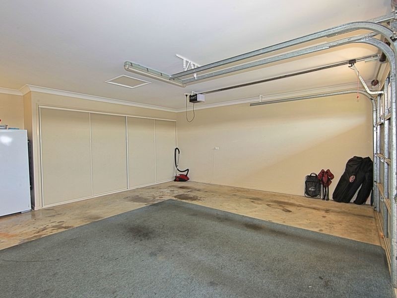 24 Schmidt Street, Kepnock QLD 4670