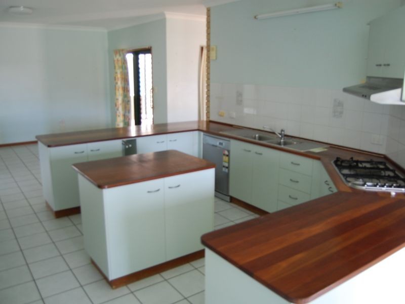 10 Frank Gilbert Drive, Thabeban QLD 4670