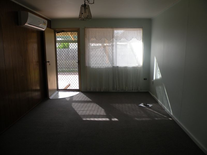 2/8 Logan Street, Norville QLD 4670