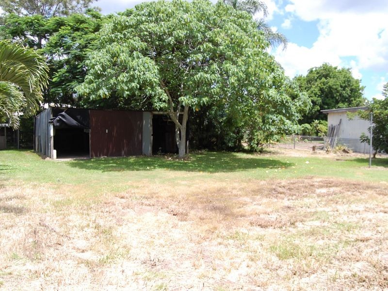 7 Sims Road, Avenell Heights QLD 4670