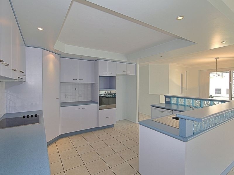 131 Barolin Esplanade, Coral Cove QLD 4670