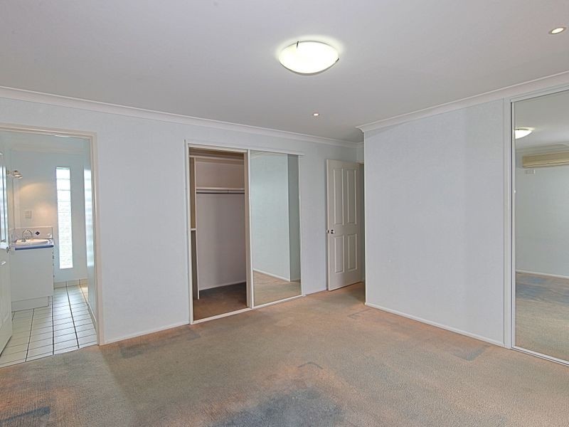 131 Barolin Esplanade, Coral Cove QLD 4670