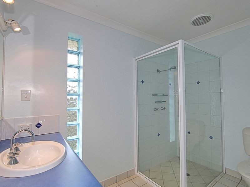 131 Barolin Esplanade, Coral Cove QLD 4670